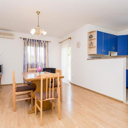 Apartman Justinić Šilo Pokój zdjęcie