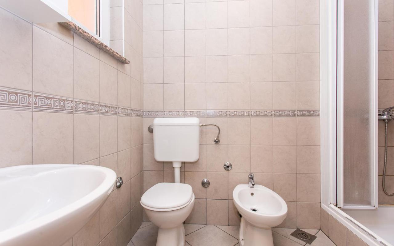Apartman Justinić Šilo Zewnętrze zdjęcie