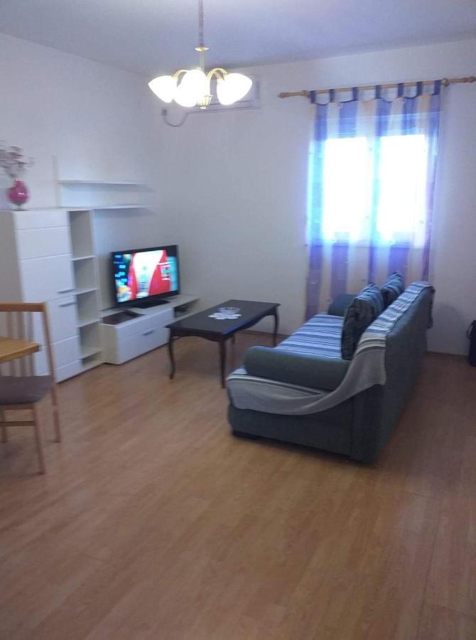 Apartman Justinić Šilo Zewnętrze zdjęcie