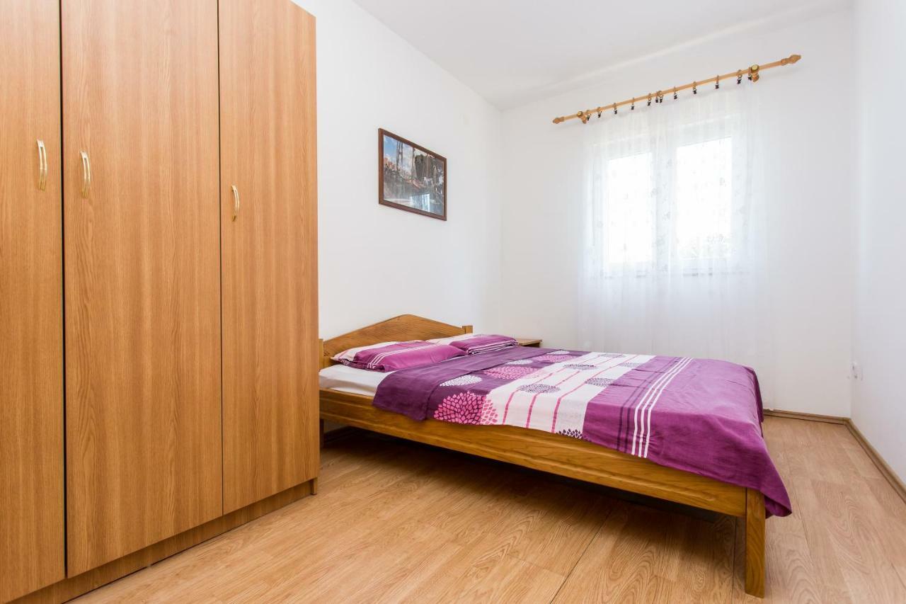 Apartman Justinić Šilo Zewnętrze zdjęcie