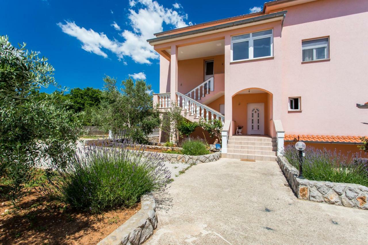 Apartman Justinić Šilo Zewnętrze zdjęcie