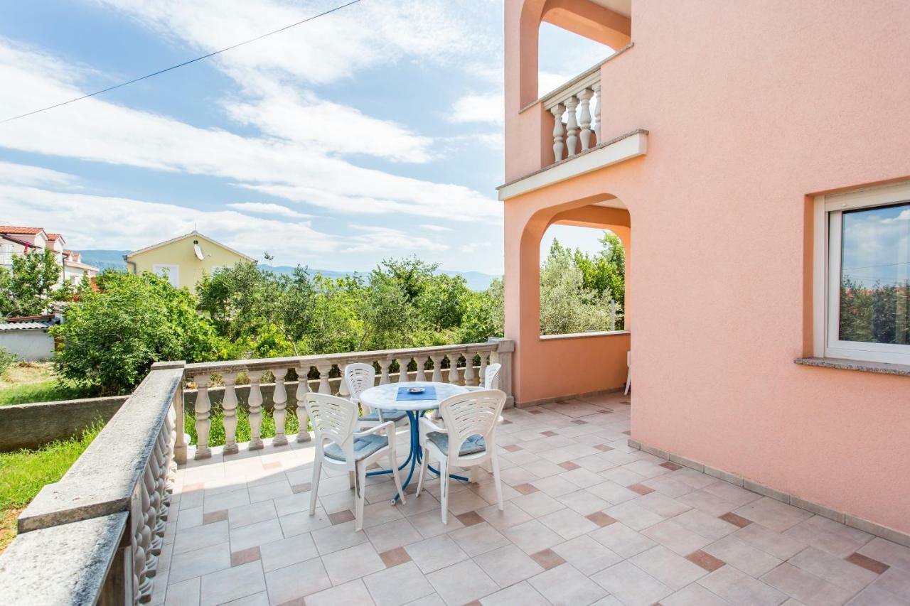 Apartman Justinić Šilo Zewnętrze zdjęcie